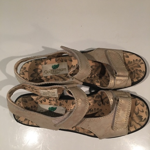 ❤️❤️BEAUTIFUL GOLFSTREAM SHOES SANDALS SIZE 7❤️ - Picture 2 of 4
